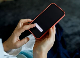 ¿Por qué recomiendan apagar y reiniciar tu celular cada domingo? El truco que sí funciona trucos celulares