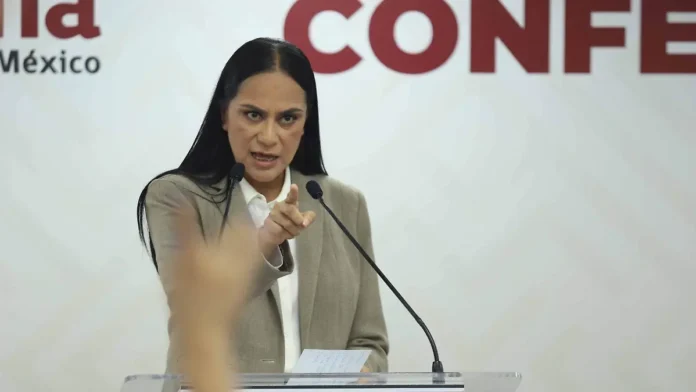 Ariadna Montiel morena