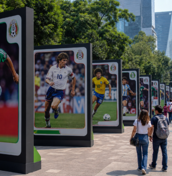 Panini lleva el Mundial a Reforma con exposición de estampas gigantes rumbo a 2026