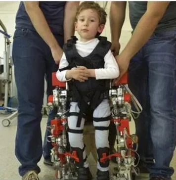 Nuevo robot ayuda a niños con atrofia muscular a ponerse de pie y recuperar movilidad Nuevo robot ayuda a niños con atrofia muscular a ponerse de pie y recuperar movilidad