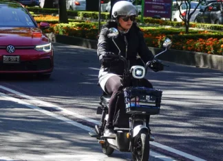 CDMX aplicará multas a scooters y motos eléctricas sin placas; sanciones llegarán hasta 2,350 pesos bicicleta electrica cdmx multas