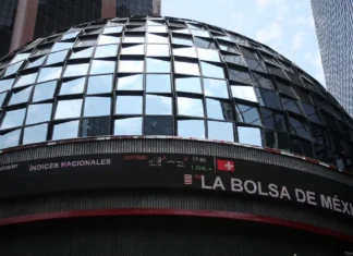 Empresas de la BMV eliminan más de 25 mil empleos y reflejan desaceleración económica en México despidos BMV