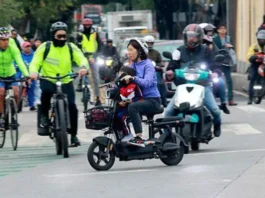CDMX obligará a emplacar scooters y bicicletas eléctricas: habrá licencia y multas en 2026 emplñacamiento bicilietas y scooters cdmx
