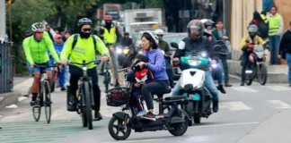 CDMX obligará a emplacar scooters y bicicletas eléctricas: habrá licencia y multas en 2026 emplñacamiento bicilietas y scooters cdmx