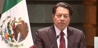 Gobierno anuncia aumento salarial a maestros tras polémica por calendario SEP 2026 incremendo salario maestros mexico