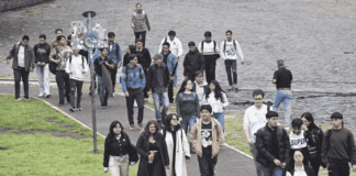 Aspirantes UNAM denuncian cancelaciones por IA durante examen en línea y exigen respuesta noticias aspirantes examen unam