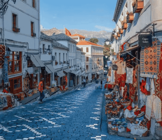 Consejos de Viaje: Albania conquista Europa con playas paradisíacas y turismo barato noticias turismo albania