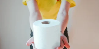 Adiós al papel higiénico: la tendencia 2026 que está transformando los baños modernos papel de baño es historia