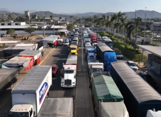 Transportistas convocan marcha nacional y suman a madres buscadoras, maestros y campesinos paro transportistas
