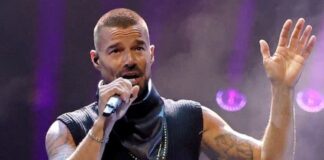 Ricky Martin sufre ataque con gas lacrimógeno durante concierto en Montenegro y el show es interrumpido Ricky Martin