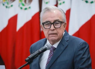 Rubén Rocha declara ante la FGR en Sinaloa tras acusaciones de EU y asegura: “La verdad prevalecerá” rocha moya declara fgr