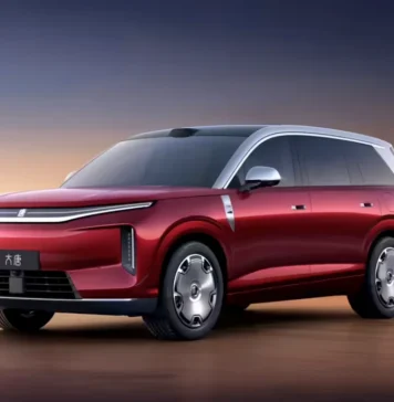 BYD lanza un SUV de siete asientos con 784 caballos y hasta 950 km de autonomía BYD Great Tang