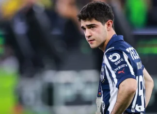 César Garza termina cesión con Pumas y vuelve a Rayados de Monterrey César Garza termina cesión con Pumas y vuelve a Rayados de Monterrey