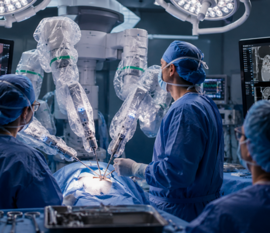 México logra un hito médico con el primer trasplante de hígado pediátrico asistido por robot