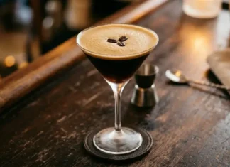 Espresso Martini gana terreno en España y desplaza al café de media tarde Espresso Martini