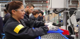 IMSS detecta 55 mil empleos ficticios y aclara caída laboral de mayo en México IMSS empleos ficticios