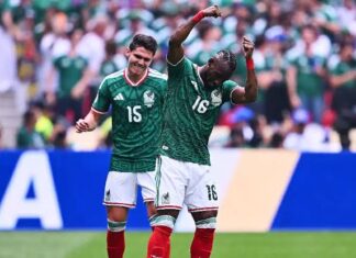 Julian Quiñones sorprende con dos goles en su primer mundial Julian Quiñones sorprende con dos goles en su primer mundial