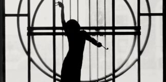 Estreno de Luna de Shanghái, homenaje a medio siglo de danza contemporánea Luna de Shanghái