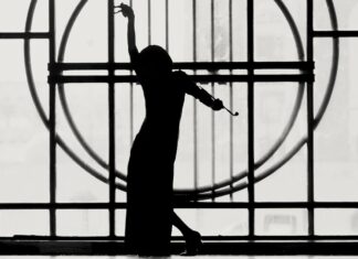 Estreno de Luna de Shanghái, homenaje a medio siglo de danza contemporánea Luna de Shanghái