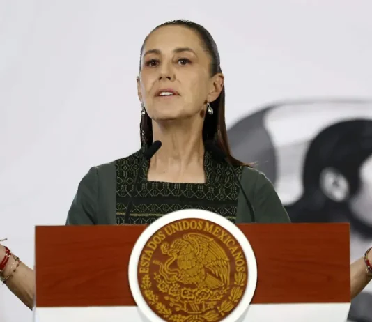 Sheinbaum declina cumbre de EU contra el extremismo de izquierda por su carácter político Sheinbaum entrega becas Rita Cetina