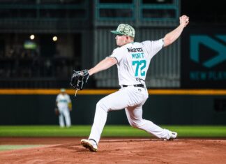Sultanes vencen a Saraperos y se llevan la serie en el Clásico del Norte de LMB Sultanes vencen a Saraperos y se llevan la serie en el Clásico del Norte de LMB