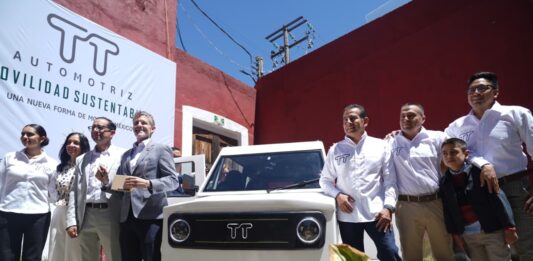 Tlaxcala se adelanta a Olinia: presentan un auto eléctrico mexicano que se carga con el sol y costará menos de 100 mil pesos TT Automotriz