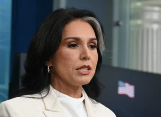 Exdirectora de Inteligencia de EU revela financiamiento a laboratorios biológicos en más de 30 países Tulsi Gabbard