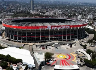 Vecinos del Estadio Ciudad de México ofrecen la renta del código QR del estacionamiento Vecinos del Estadio Ciudad de México ofrecen la renta del código QR del estacionamiento
