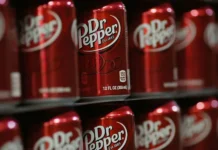Keurig Dr Pepper anuncia salida de Rafa Oliveira antes de separar su negocio de café dr pepper