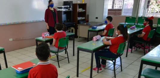 Una de cada cuatro escuelas en México opera cerca de zonas contaminadas escuelas cdmx