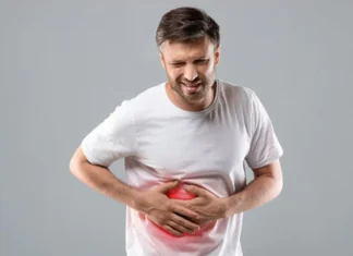 Hígado graso: ¿a qué edad aumenta el riesgo y cuáles son las señales de alerta? higado graso