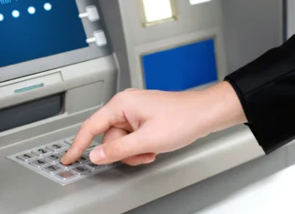 SAT vigilará estos movimientos bancarios en 2026 y podrían derivar en auditorías movimientos bancarios
