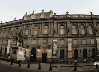 MUNAL suspende actividades hasta nuevo aviso; cierre genera incertidumbre en el Centro Histórico noticias cierre munal cdmx