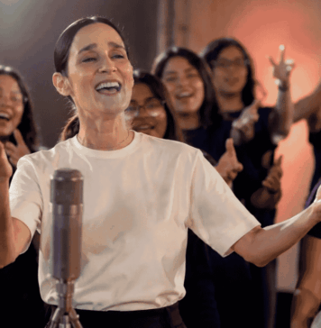 Julieta Venegas bloquea a “La Niña Futbolista” y desata polémica entre sus seguidores noticias niña futbolista julieta venegas