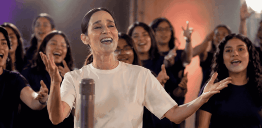 Julieta Venegas bloquea a “La Niña Futbolista” y desata polémica entre sus seguidores noticias niña futbolista julieta venegas