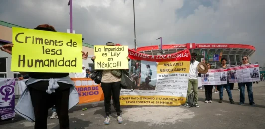 Protestas y enfrentamientos marcan los alrededores del Estadio Ciudad de México durante la inauguración del Mundial 2026 protestas mundial 2026