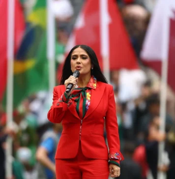Acusan a Salma Hayek de ignorar a Belinda durante la inauguración del Mundial 2026 salma hayek y belinda