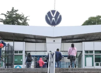 Trabajadores de Volkswagen México advierten que no aceptarán menos de 10% al salario trabajadores volkswagen puebla