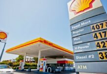 Trump ordena investigar a petroleras por altos precios de la gasolina en EU Trump