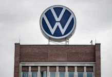 Volkswagen analiza nuevos recortes y posible cierre de plantas en Alemania volkswagen