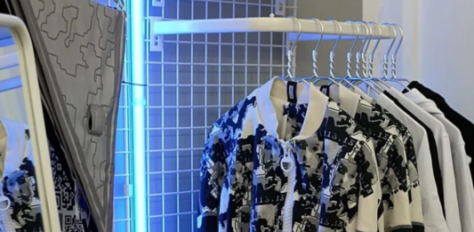 La moda contra la IA: la prenda diseñada para confundir a las cámaras inteligentes