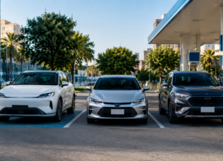 ¿Cuánto dura realmente un auto eléctrico, híbrido o de gasolina? La respuesta podría cambiar tu próxima compra
