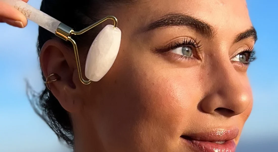 Ejercicios yoga facial para el rostro