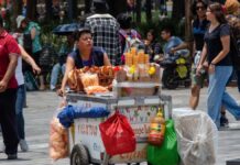 ¿Hay riesgos a la salud por comer en la calle en la CDMX? Hay riesgos a la salud por comer en la calle en la CDMX