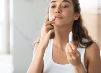 Mejores balsamos labiales con color este 2026