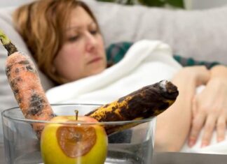 ¿Se puede comer un alimento con moho? Guía definitiva para saber qué salvar y qué tirar según la FDA Se puede comer un alimento con moho? Guía definitiva para saber qué salvar y qué tirar según la FDA