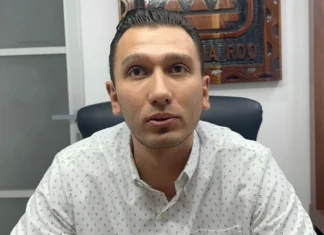 Tesorero de Tulum es detenido en Cancún por presunta portación de armas; renuncia tras el caso Tesorero de Tulum