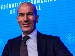 Zinedine Zidane es presentado como nuevo entrenador de la Selección de Francia Zinedine Zidane es presentado como nuevo entrenador de la Selección de Francia