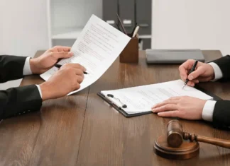 Empresas falsearon datos para ganar contratos públicos; multas rebasan 2 mil 182 millones contratos