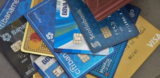 Deuda de tarjeta de crédito: desde qué monto aumenta el riesgo de una demanda tarjeta credito